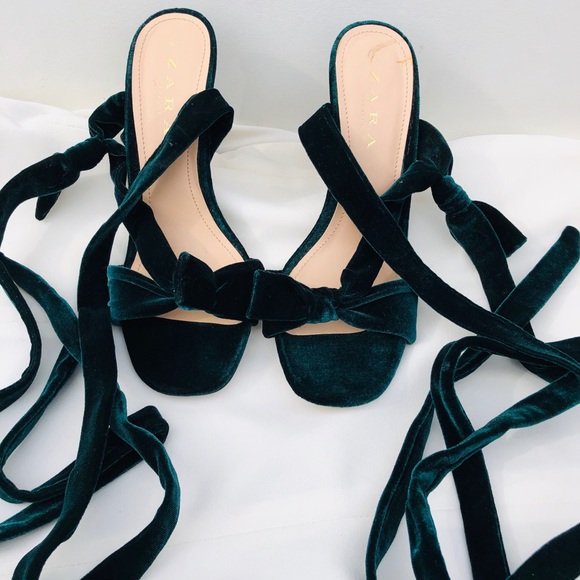 Green Velvet Strappy Laced Up Sandals - Picture 5 of 8